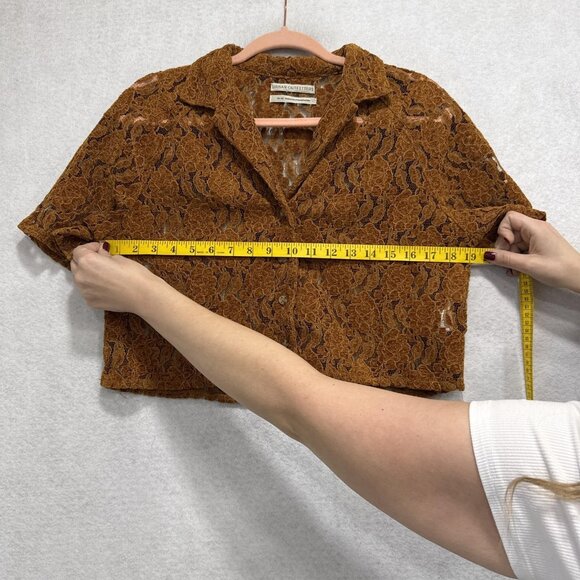 Urban Outfitters Shirt Womens Medium Brown Lace Cropped Button Short Sleeve - Picture 3 of 10